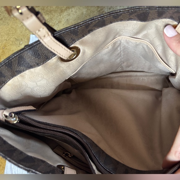 Michael Kors Brown Logo Tote with Tan Straps and Gold Charm FLAWED - Picture 10 of 11
